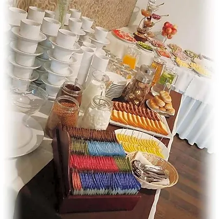 Tim Hotel Cekanowo