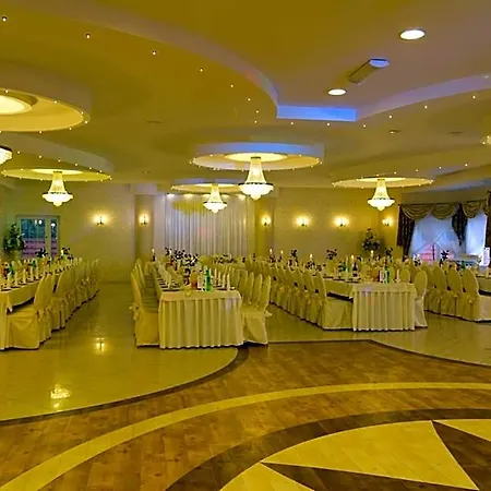 Tim Hotel Cekanowo
